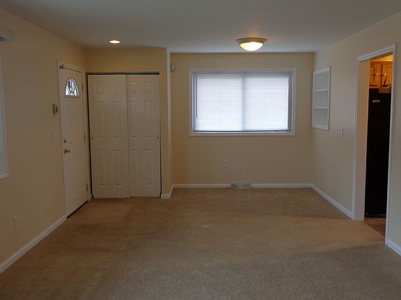 5th image of 186 Joliet Ave