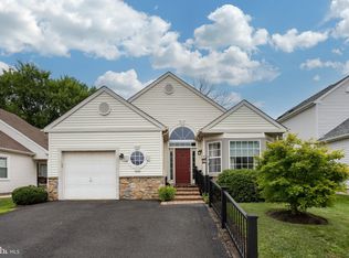 16 Longcross Rd, Limerick, PA 19468