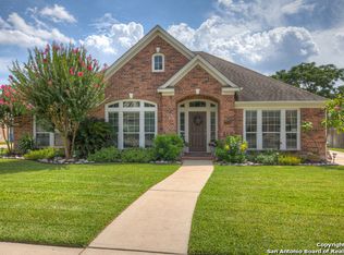 1745 Oak Forest Dr, New Braunfels, TX 78132