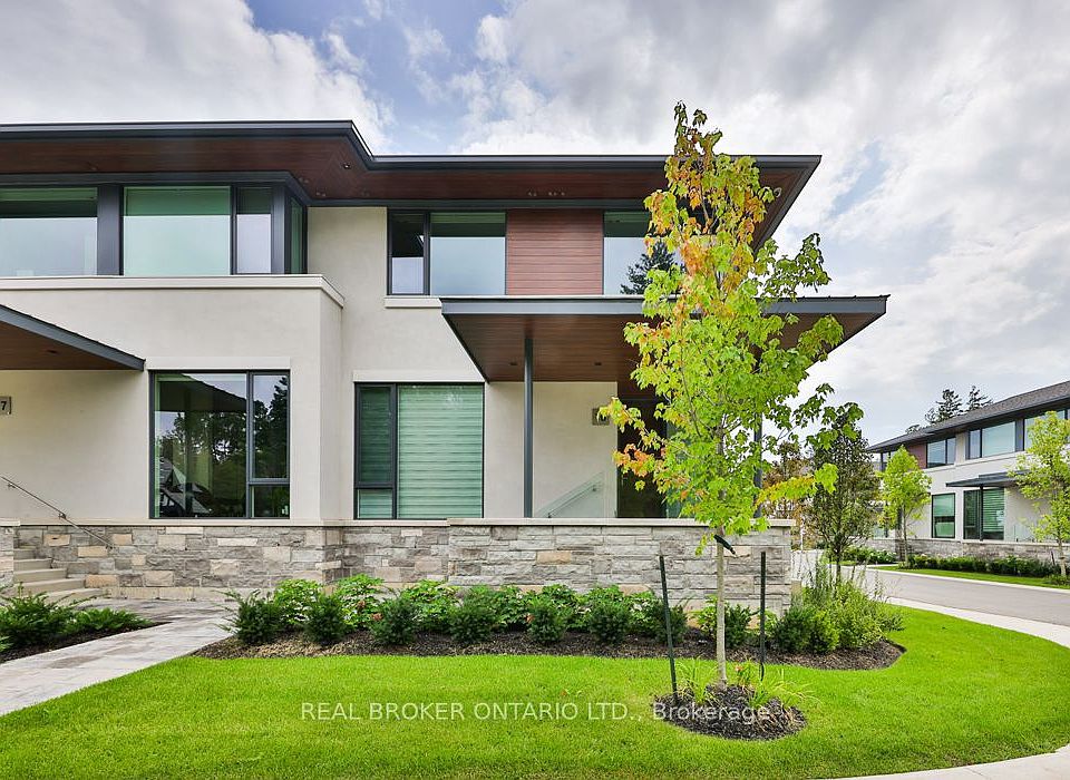 1st image of 10 Maple Grove Dr #16