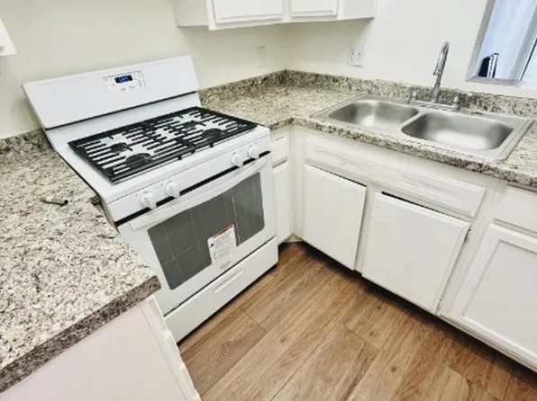 600 W 3rd St APT A312, Santa Ana, CA 92701