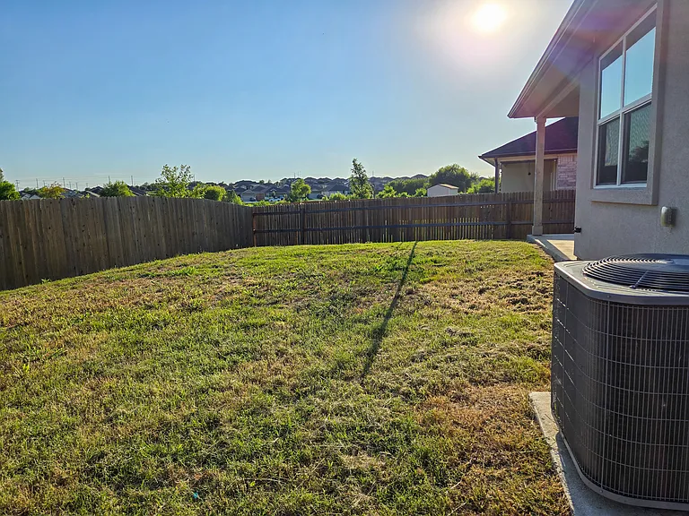 109 Brody Ln — Photo 32