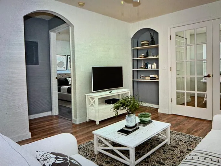 832 Camargo Way #211 — Photo 5