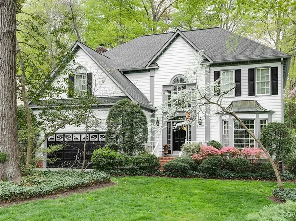 9310 Kings Charter Dr, Mechanicsville, VA 23116
