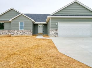 9674 Iosco Ridge Dr, Gregory, MI 48137