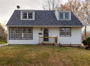 6016 Dagle Dr, Des Moines, IA 50311