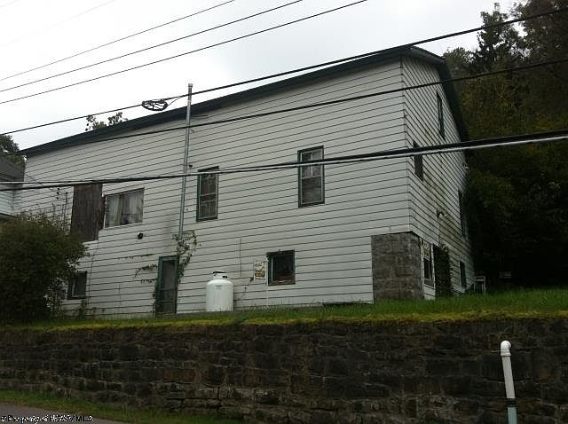 1st image of 79 Lincoln St