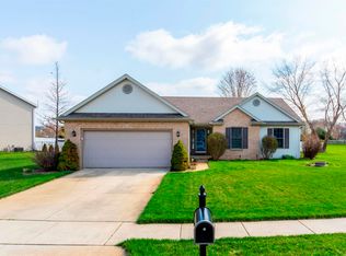 51304 Kendallwood Dr, Granger, IN 46530