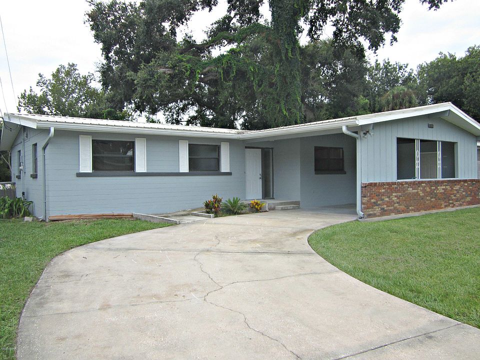 1st image of 2218 Sherwood Dr