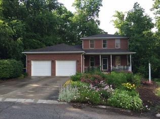 817 Quail Ridge Dr, Greencastle, IN 46135