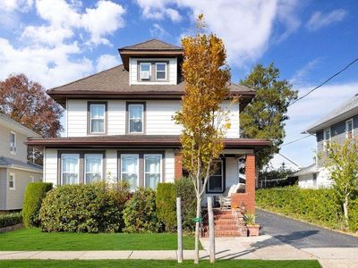 160 Garfield Avenue, Mineola, NY, 11501