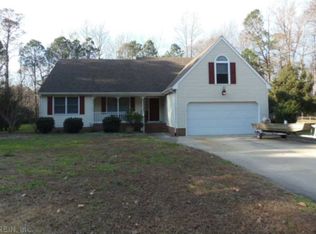 4 Titus Creek Ln, Carrollton, VA 23314