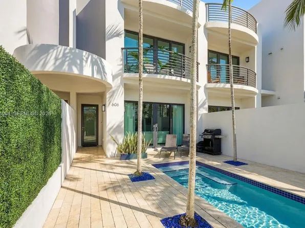 606 NE 14th Ave, Fort Lauderdale, FL 33304