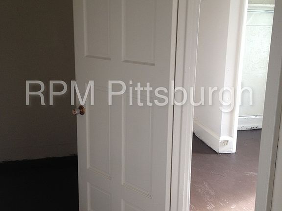 4th image of 125 W Campbell St #C