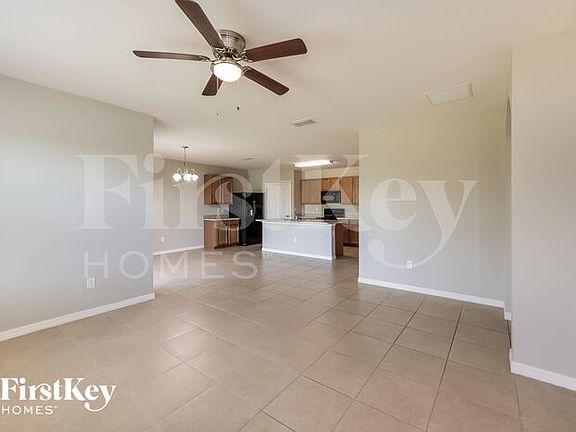 3rd image of 2609 SW 7th Pl