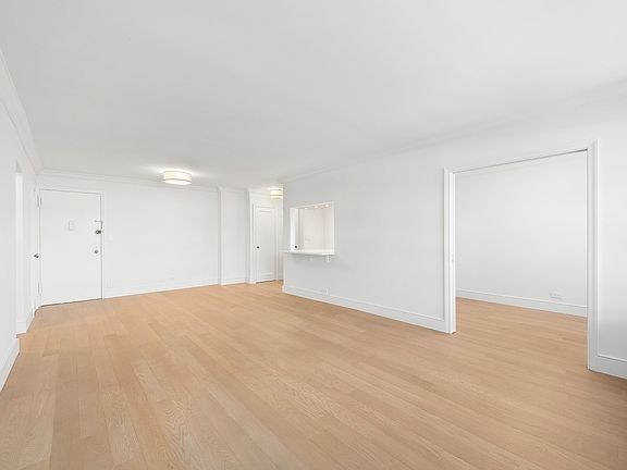 5th image of 175 W 12th St APT 8G