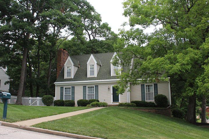 1st image of 3020 Lakewood Ct