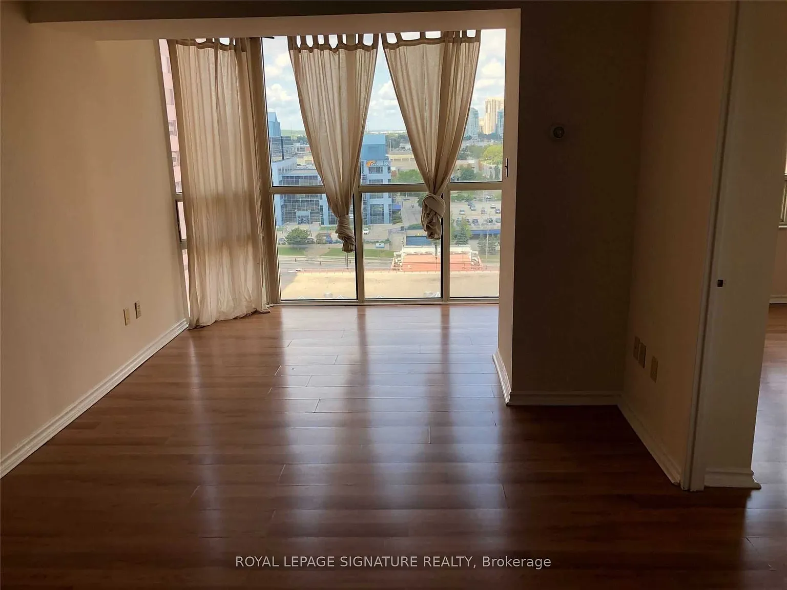 3 bed, $2,650 — Photo 4