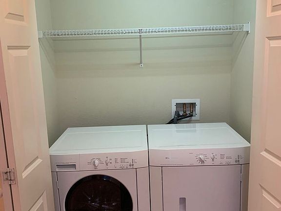 4th image of 13203 97th Ave E Unit 106