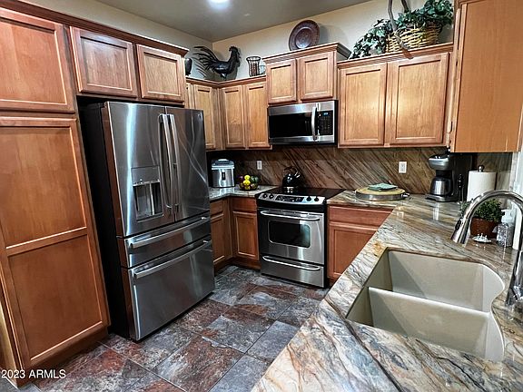 3rd image of 26545 N BABBLING BROOK Drive