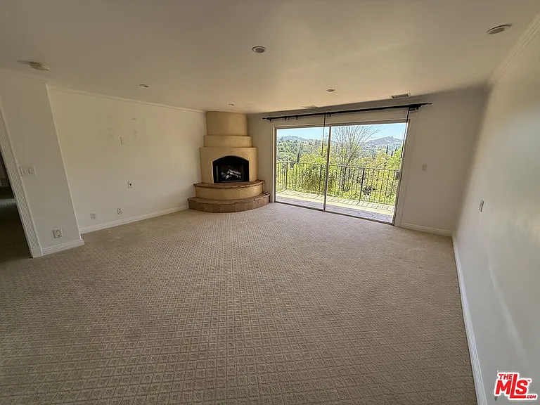 4613 Reforma Rd — Photo 32