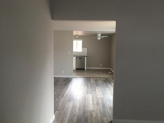 3rd image of 1059 Palmwood Dr