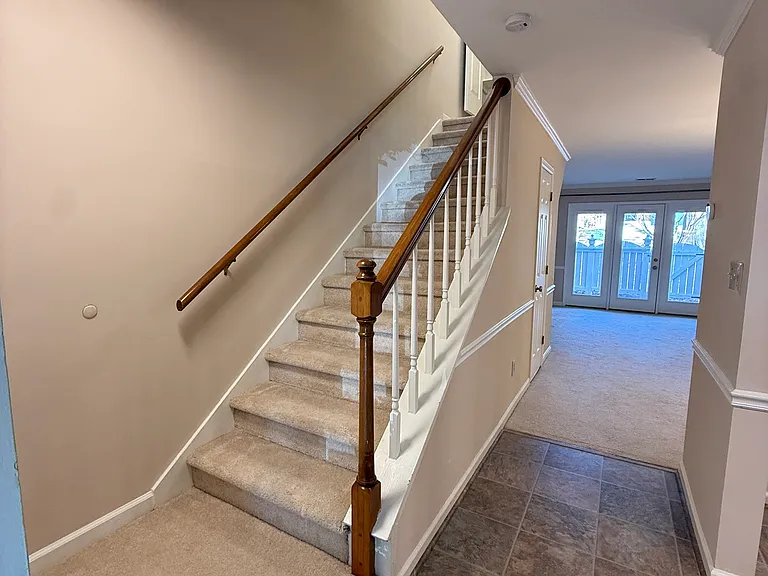 1456 Barton Place Dr — Photo 5