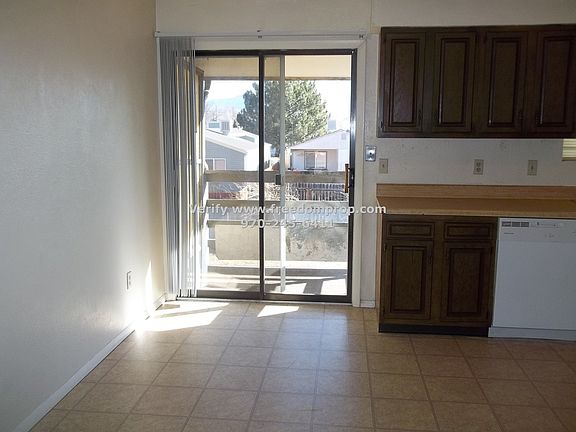 2nd image of 496 32 1/8 Rd APT 4