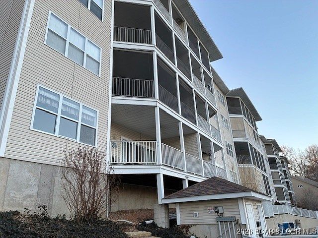 2nd image of 94 Port Royale Dr #4D
