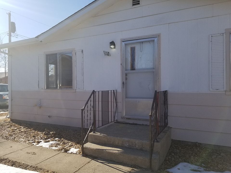 1st image of 1418 1/2 W 4th St