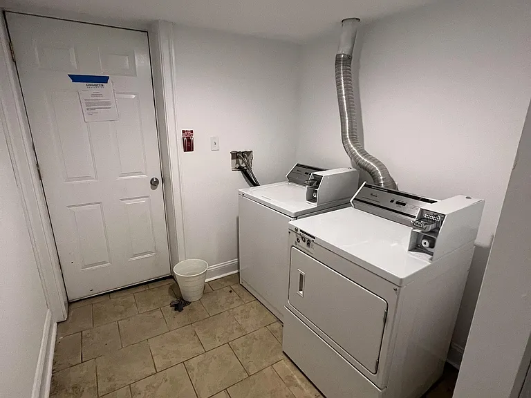 3323 Powelton Ave — Photo 4