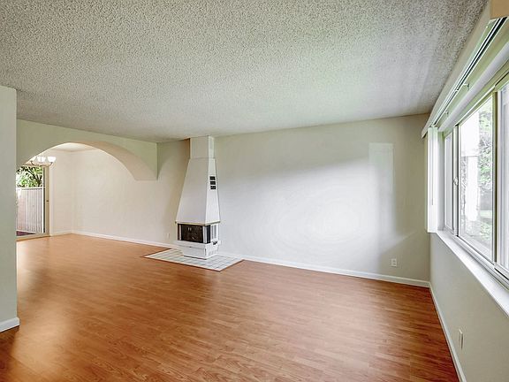 2nd image of 436 Sierra Vista Ave APT 8