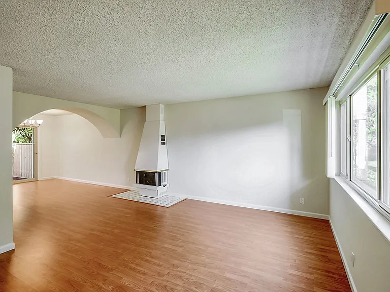 436 Sierra Vista Ave #8 — Photo 2