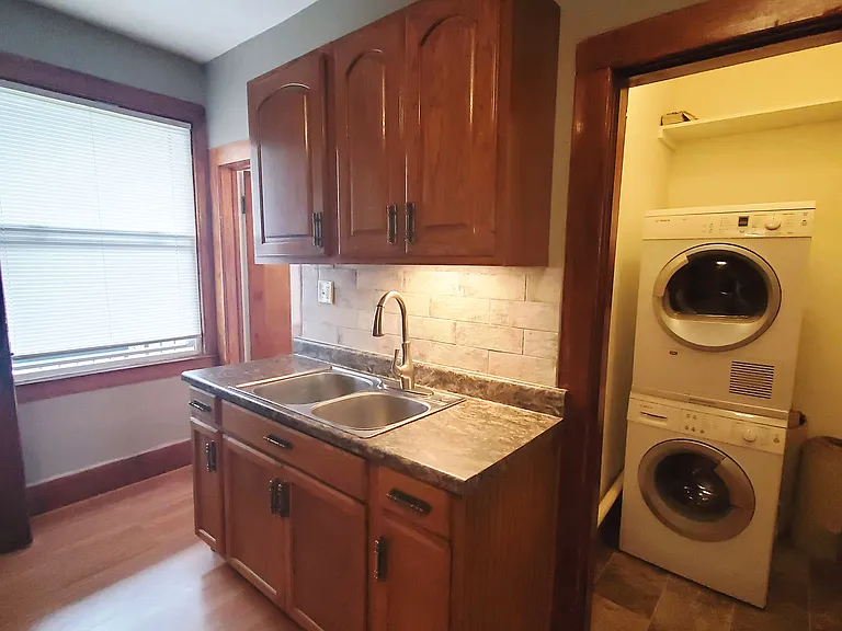 1610 Osborne St #2-R — Photo 7