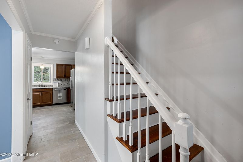 4th image of 115 Ruggles Road