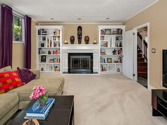 3rd image of 7609 Westminster Ct