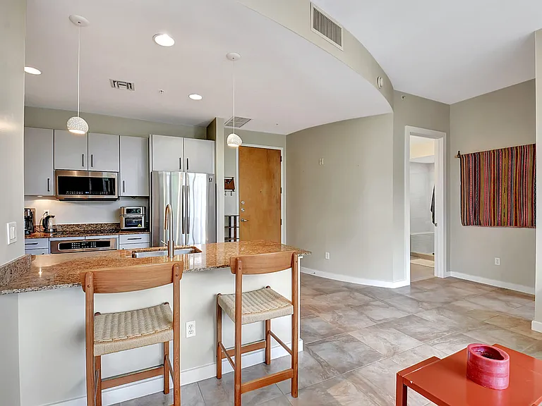365 SE 6th Ave #204 — Photo 13