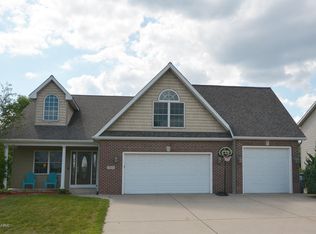 7864 Elk St, Portage, MI 49002