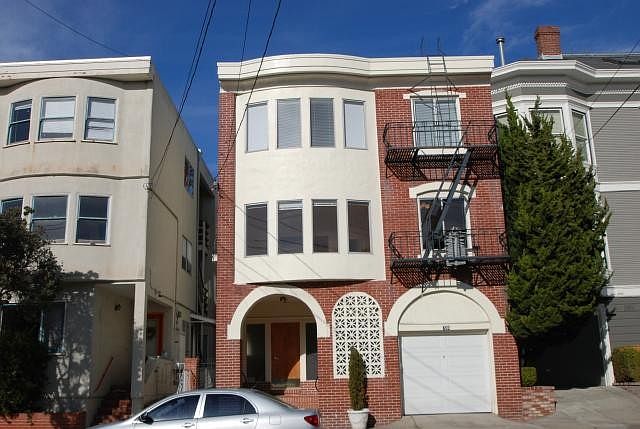 1st image of 736 Lake St APT 1