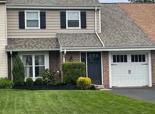 26 Forester Rd, Horsham, PA 19044