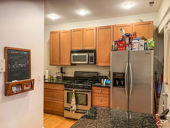 5th image of 4753 N Magnolia Ave