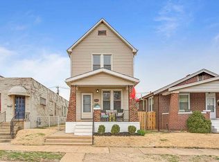 2125 Macklind Ave, Saint Louis, MO 63110