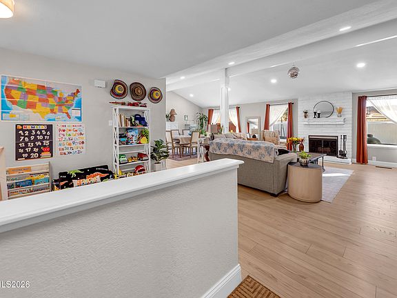 5th image of 4220 Bismarck Dr