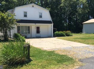 35909 Robinson Ave, Ocean View, DE 19970