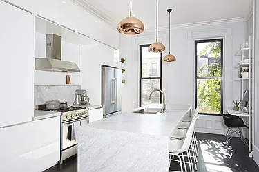 Sold by Canvas Real Estate