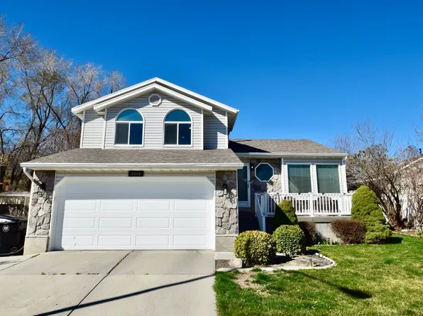 6068 S Eagle Nest Dr, Murray, UT 84123