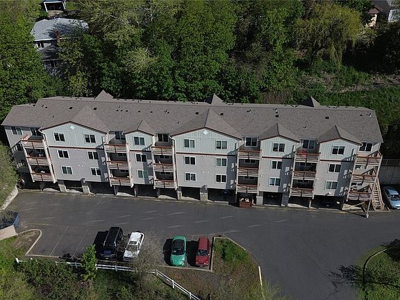 5th image of 620 NE Kamiaken Street