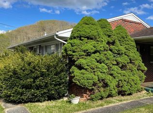 1501 Stadium Dr, Bluefield, WV 24701