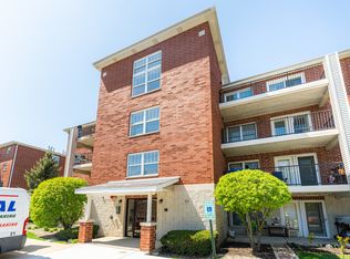 237 Mill Rd #7, Addison, IL 60101