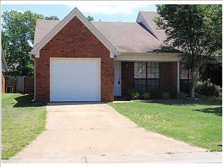 1st image of 5812 Garden Walk W